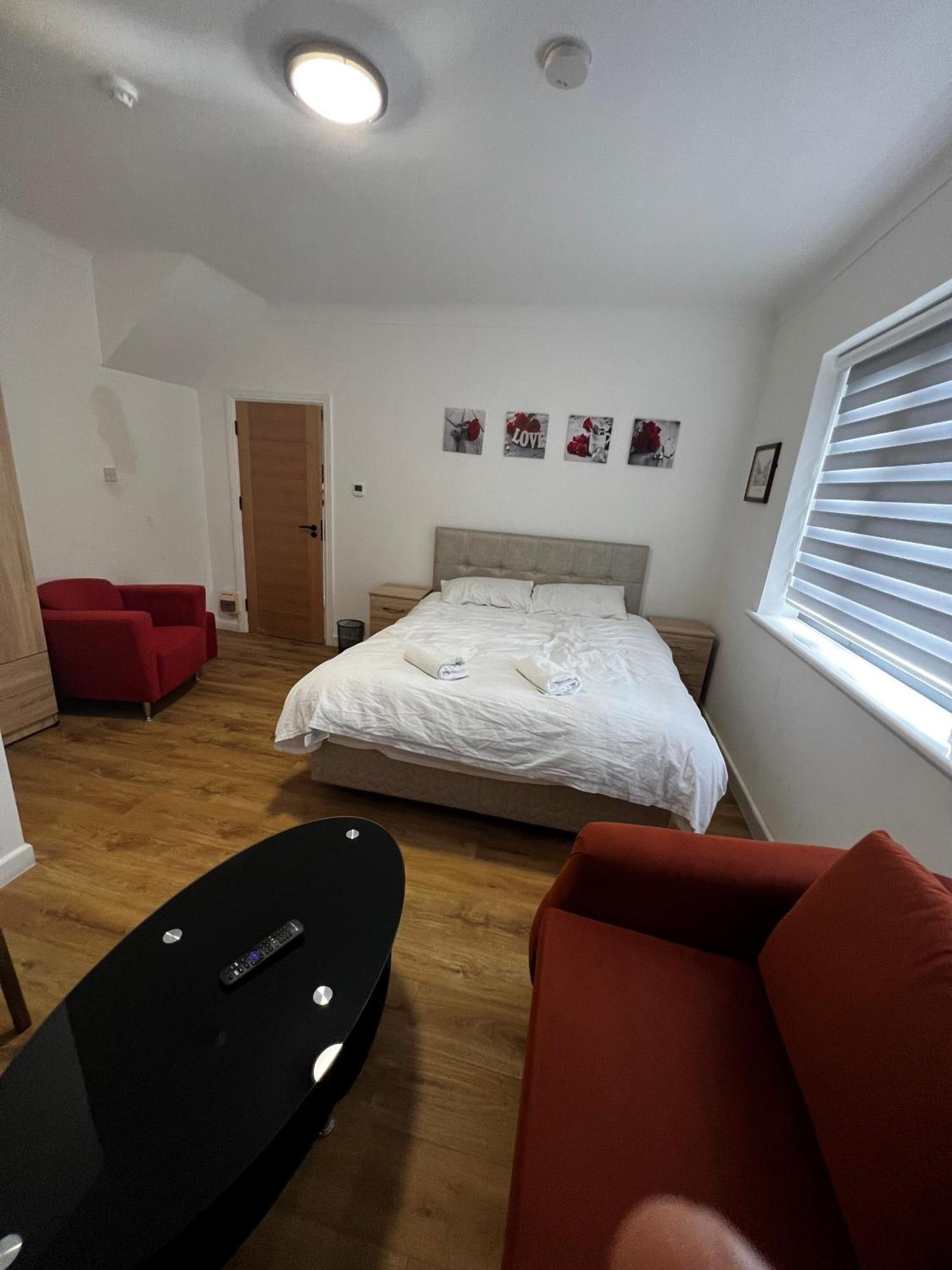 The Barrington Hotel New Barnet Екстериор снимка