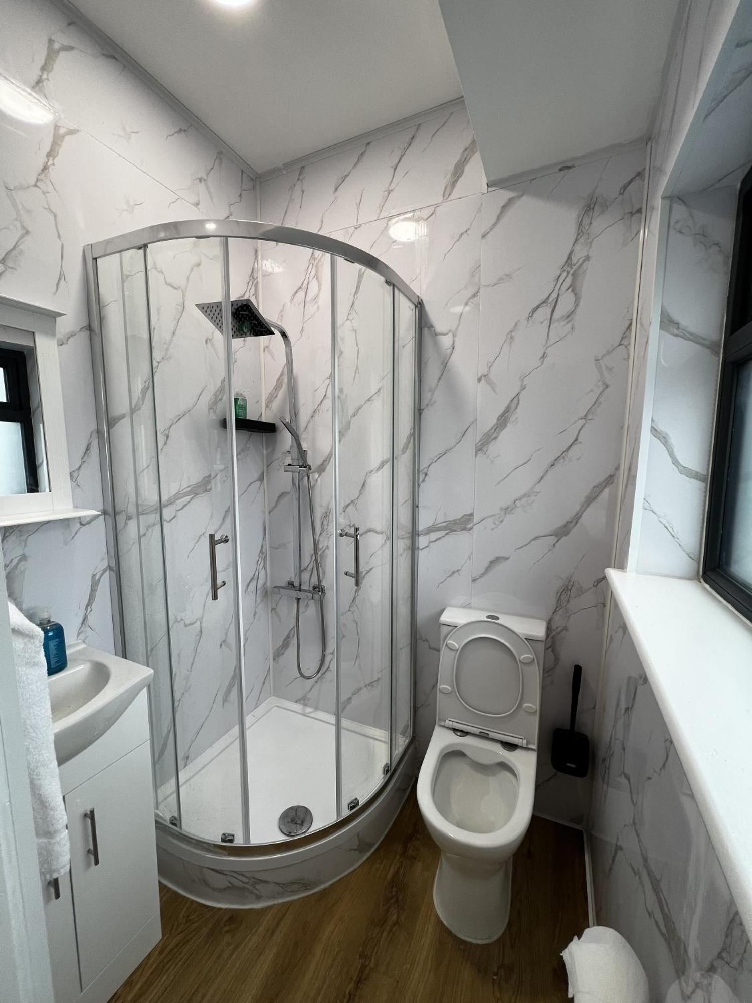 The Barrington Hotel New Barnet Екстериор снимка