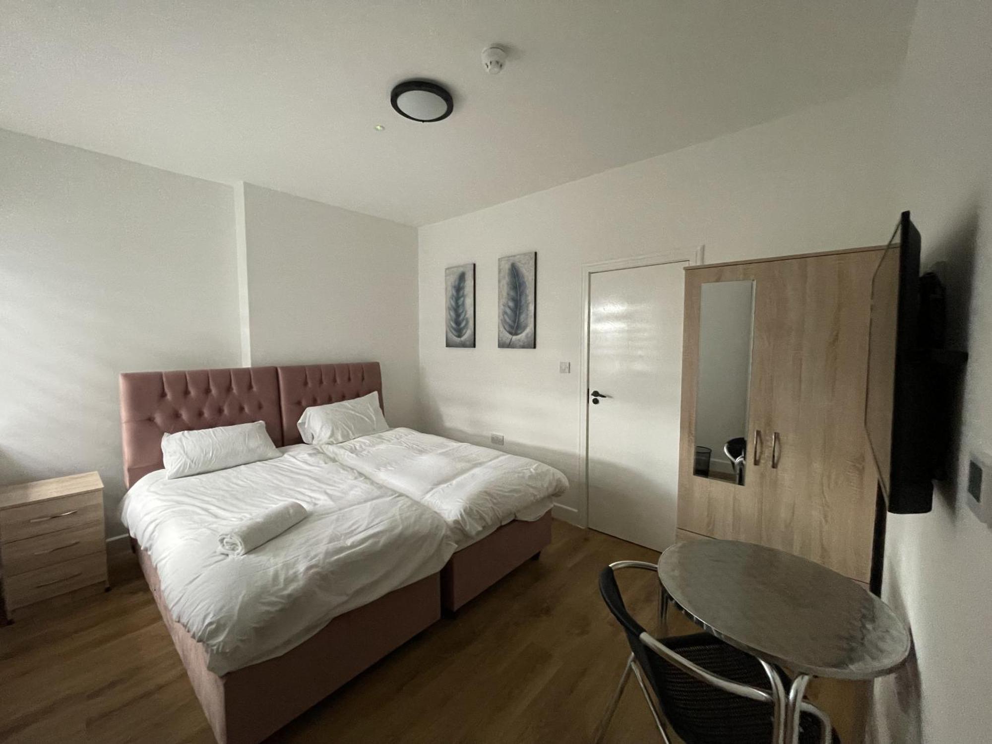 The Barrington Hotel New Barnet Стая снимка